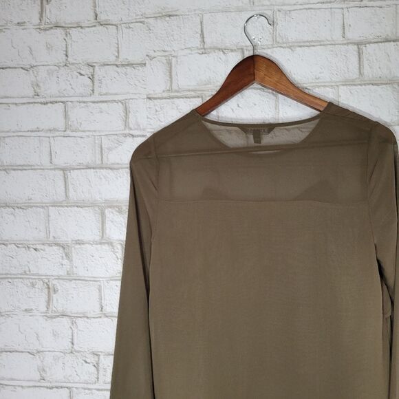 Express long sleeve polyester blouse - Picture 10 of 12